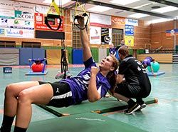 Samarbeid med spansk trener på treningsleir håndball i Barcelona, Spania